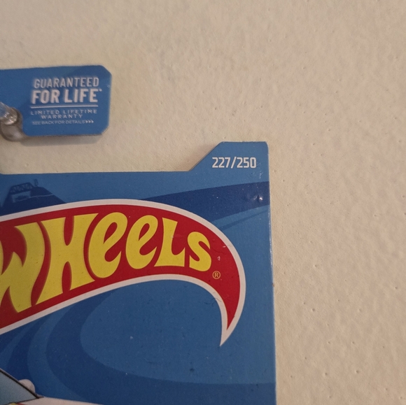 1996 Chevy Impala Fire Rescue Hot Wheels Rescue Series 6/10 Red & White - Picture 5 of 6